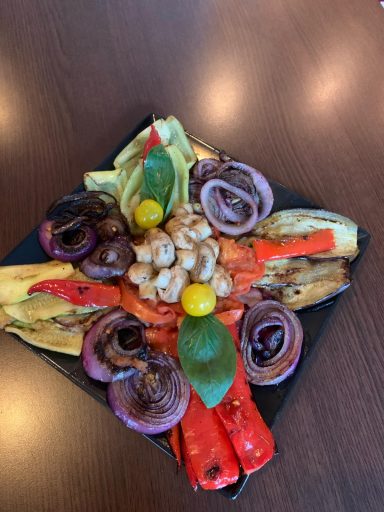 grilovano povrce u restoranu dedina tajna novi sad