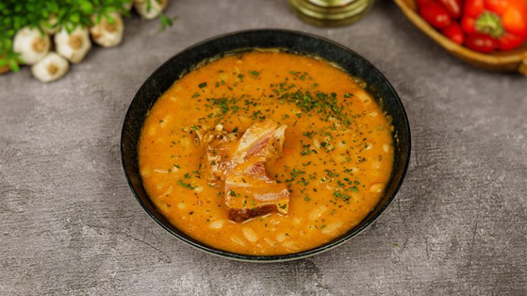 Pasulj Pasulj sa dimljenim mesom – kuvana jela Novi Sad | Dedina Tajna