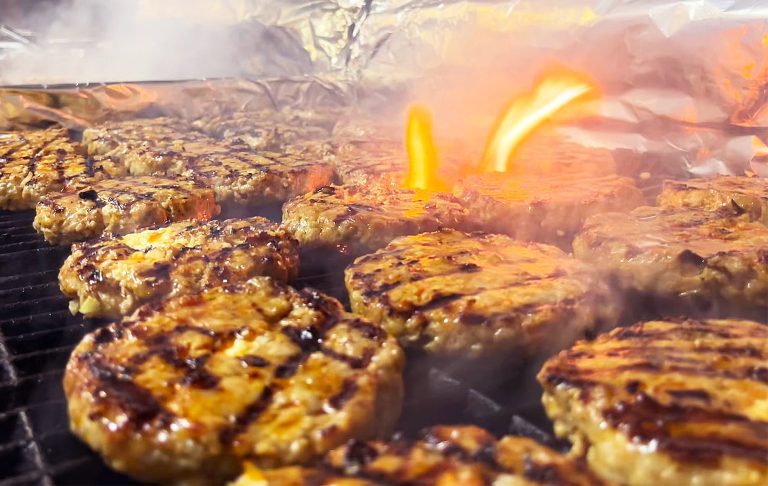 oštilj Novi Sad – ćevapi, pljeskavice, ražnjići
